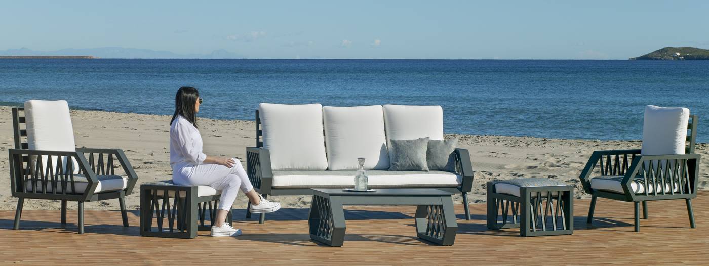 Conjunto robusto y lujoso de aluminio: 1 sofá de 3 plazas + 2 sillones + 2 reposapiés + 1 mesa de centro + cojines.