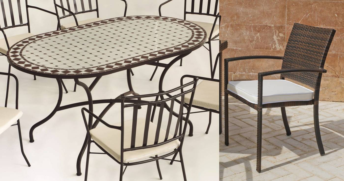 Conjunto de forja color marrón: mesa con tablero mosaico ovalado de 150 cm + 4 sillones de ratán con cojines.
