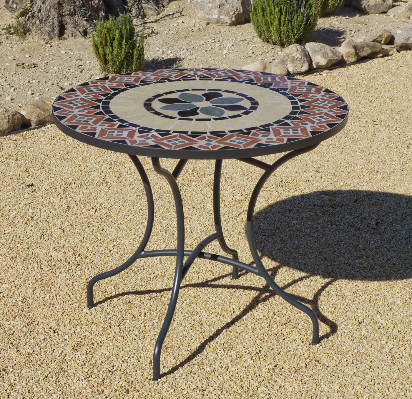 Set Mosaico Camel 90-4 - Conjunto para jardín color gris antracita: 1 mesa redonda 90 cm. de forja con panel mosaico + 4 sillones de acero y textilen