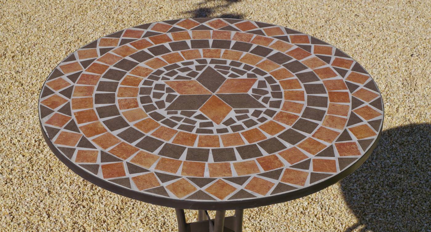 Mesa Mosaico Mirna-75 - Mesa mosaico redonda. Estructura de acero forjado con patas reforzadas y panel de mosaico