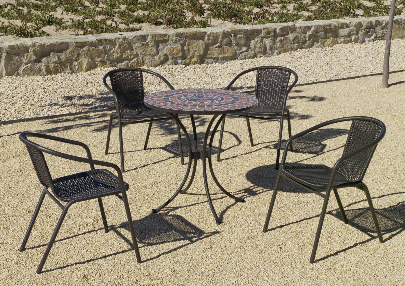 Set Mosaico Mirna/Brasil 75-4 - Conjunto para jardín y terraza de forja: 1 mesa con panel mosaico + 4 sillones de acero y Wicker
