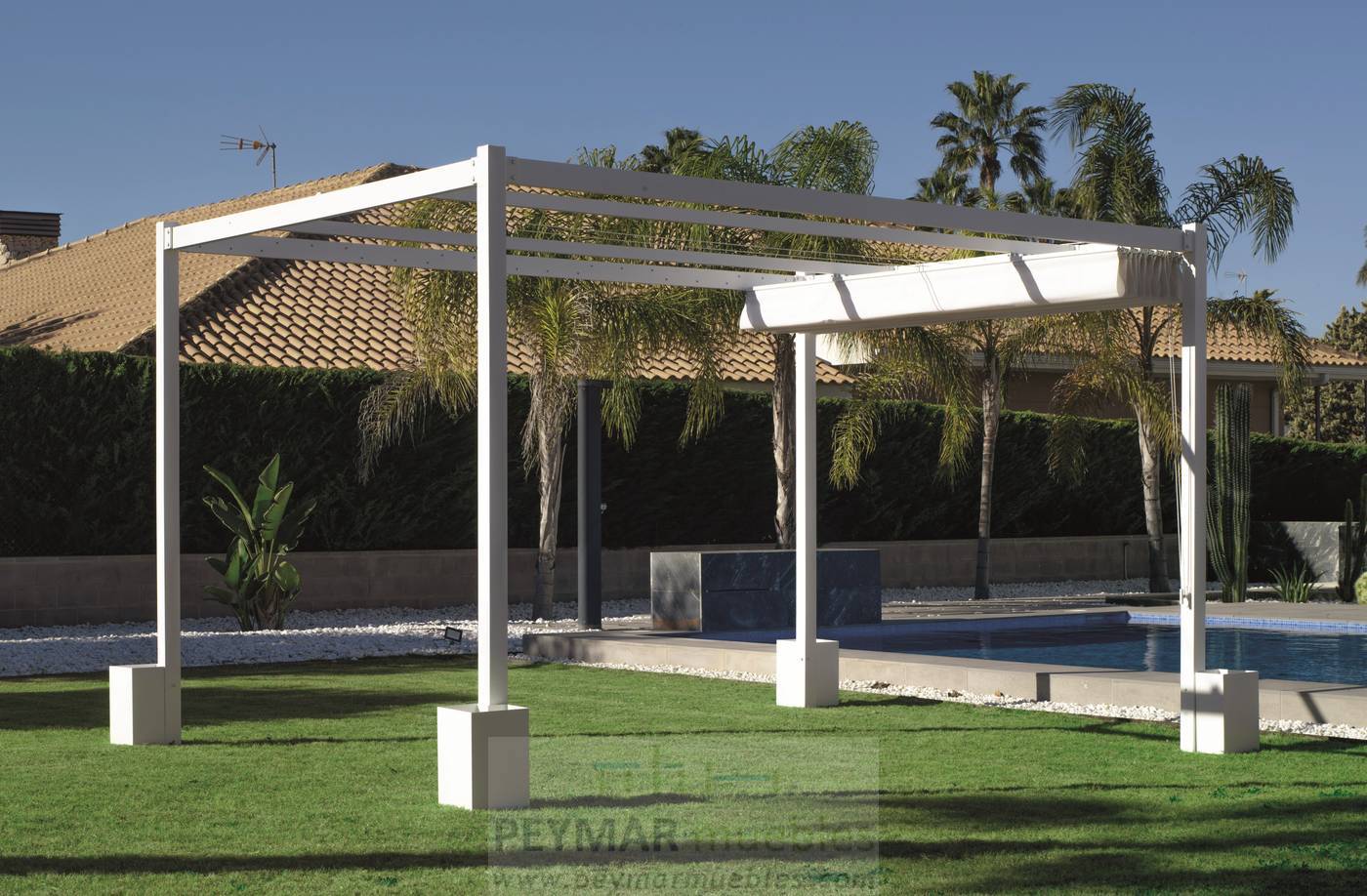 Pérgola toldo retráctil Kavana - Pérgola con toldo superior retráctil. Estructura y toldo color blanco. Con 4 jardinera rellenables con 25Kg por unidad.