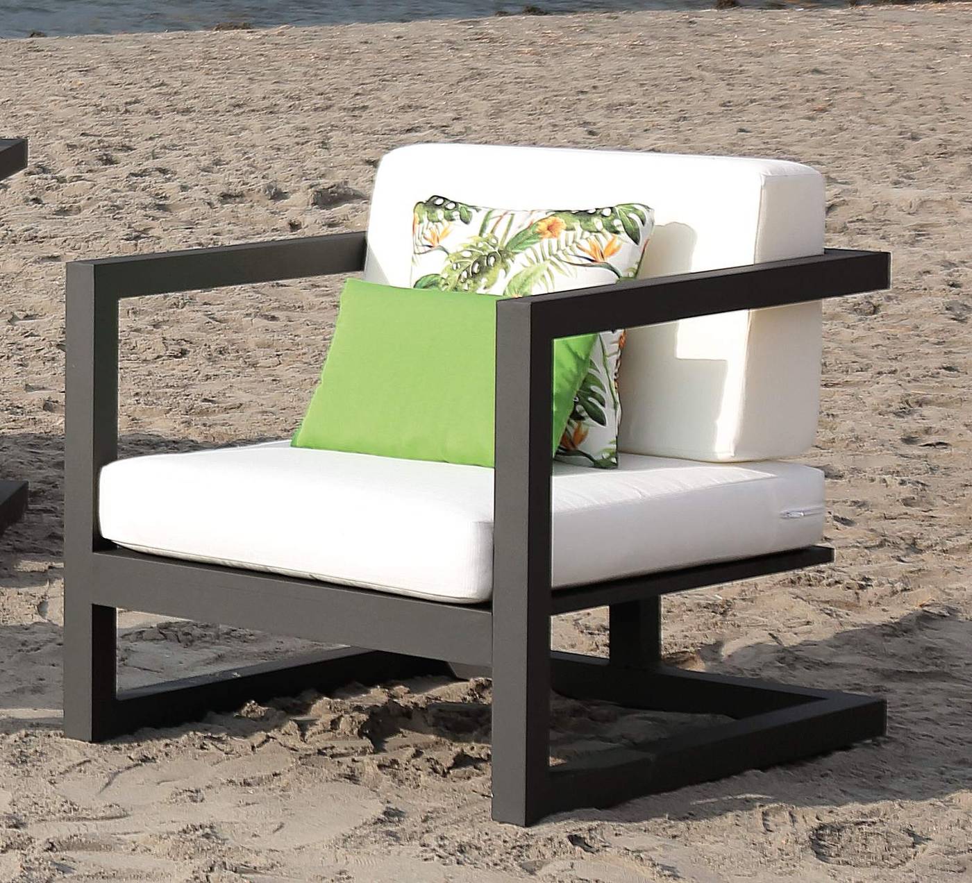 Set Aluminio Alhama-8 - Conjunto aluminio: 1 sofá de 3 plazas + 2 sillones + 1 mesa de centro. Disponible en color blanco o antracita.