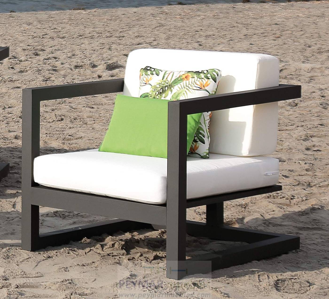 Set Aluminio Alhama-8 - Conjunto aluminio: 1 sofá de 3 plazas + 2 sillones + 1 mesa de centro. Disponible en color blanco o antracita.