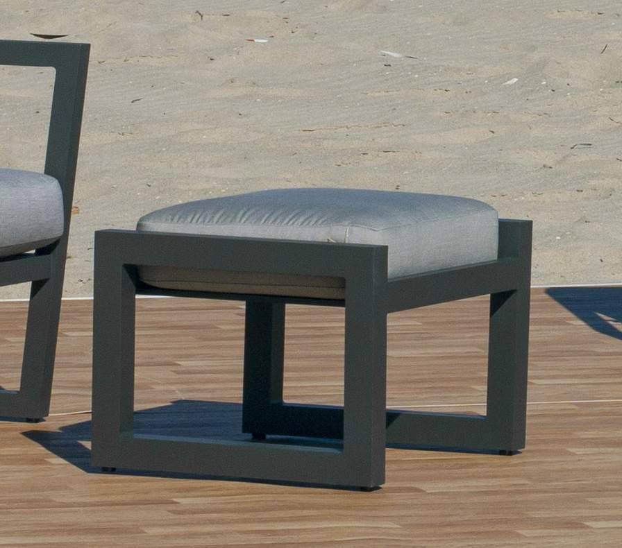 Set Aluminio Birmania-10 - Conjunto confort aluminio: 1 sofá 3 plazas + 2 sillones + 1 mesa de centro + 2 reposapiés. Disponible en color blanco, antracita, champagne, plata o marrón.