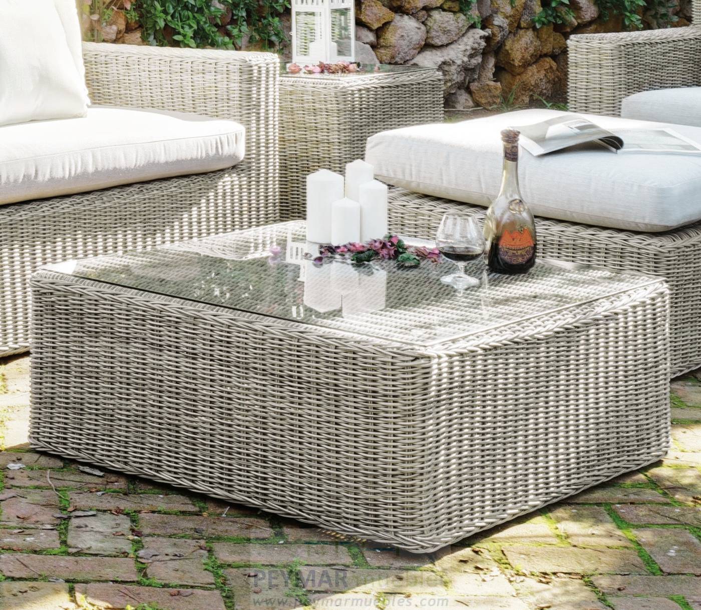 Set Médula Luxe Chanty-10 - Conjunto de jardín de médula lujo: 1 sofá de 3 plazas + 2 sillones + 1 mesa de centro + 2 reposapiés + cojines Dralón Lux.