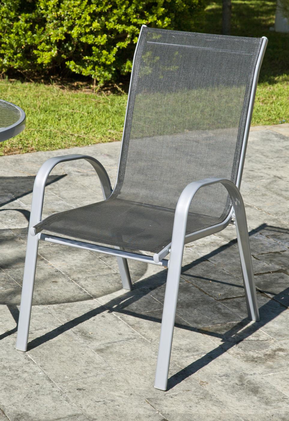 Conjunto Acero Seúl-21 - Conjunto de acero inoxidable color plata: mesa auxiliar con tablero de cristal templado + 2 sillones apilables de acero y textilen + reposapies